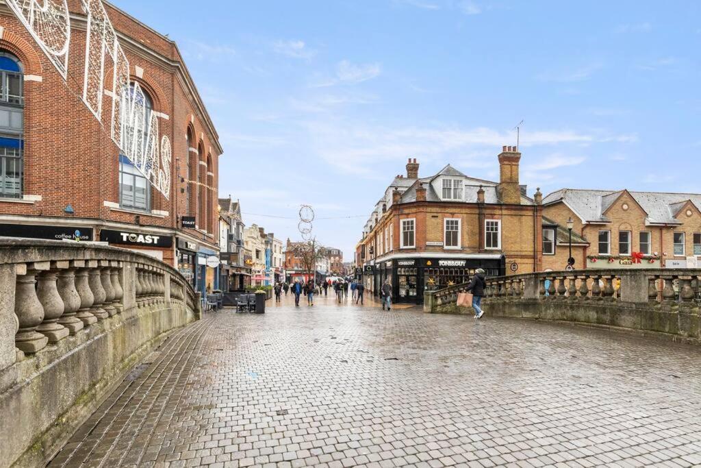 Chelmsford Centre View Sleep 4 Next Chelmer Canal Extérieur photo